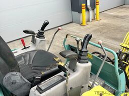 Yanmar B25V snelwissel + 2 bakken