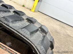 Yanmar B25V snelwissel + 2 bakken