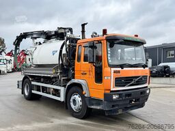 Volvo FL220 + JUROP VJC 6/3 KOLKENZUIGER