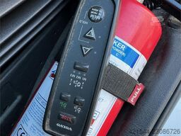Volvo FM370 box truck w/ full side opening and lift. WAT