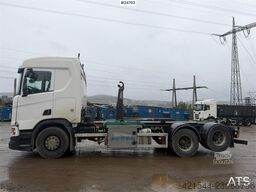 Scania R580 6x2 Hookloader – NTM bodywork