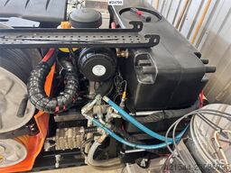 Shark High-Pressure Cleaning Unit – Only 250 Hours!