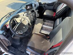 Renault C480 8x4 Pritsche + Kran (20m!) PALFINGER PK330...