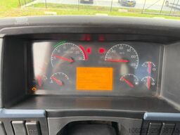 Volvo FH 400 8X4 TIPPER (insulated/isolé) - MANUAL 3+...