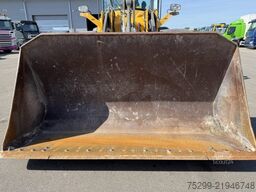  Wheel Loader L150H / Swiss-Vehicle