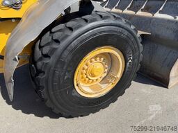  Wheel Loader L150H / Swiss-Vehicle