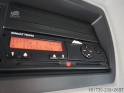 Renault D16 / NEW Tow truck 7.7 m / 170 tho. km