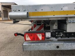 Fliegl 3-Achs Plateau Sattel SDS 380 Mega