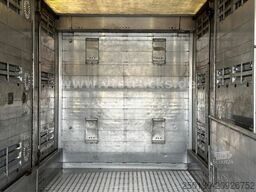 DAF CF 320 4x2 EU6c FINKL 2.Stock Viehtransporter