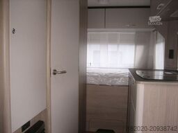 BÜRSTNER Premio Life 430 TS Ausstellfenster Bug