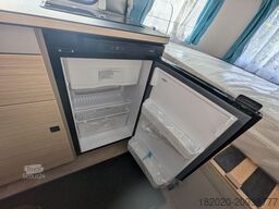 HYMER/ERIBA Touring 430 Harbour Blue Edition