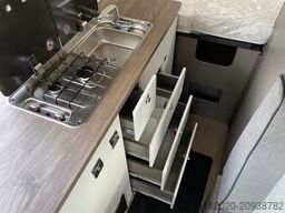 HOBBY Vantana De Luxe K65 ET (04) AHK, Automatik