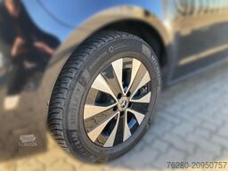 Mercedes-Benz V 300 d 4M AVANTGARDE Extralang Standhz.+8-Sitze