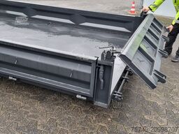 ungesetzt Abrollcontainer City 2.0-2.3 x 3.8-4.0m Stapel