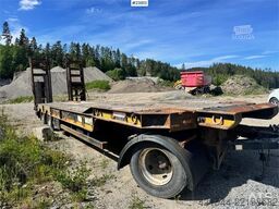 McCauley MAC machinery trailer with hydraulic loading ramps