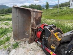Volvo ECR305CL excavator w/ GPS, sanding bucket and roto