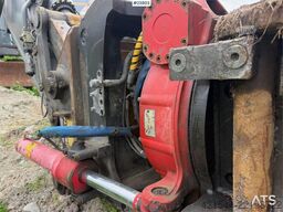 Volvo ECR305CL excavator w/ GPS, sanding bucket and roto