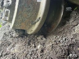 Volvo ECR305CL excavator w/ GPS, sanding bucket and roto