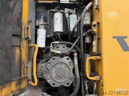 Volvo ECR305CL excavator w/ GPS, sanding bucket and roto