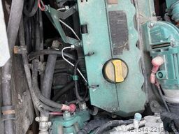 Volvo ECR305CL excavator w/ GPS, sanding bucket and roto