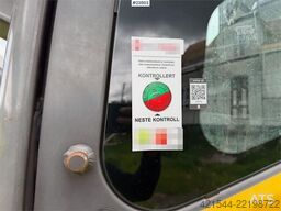 Volvo ECR305CL excavator w/ GPS, sanding bucket and roto