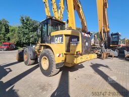 Caterpillar 930G