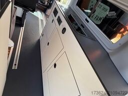 KARMANN Duncan 550 CMT-Aktion nähe Stuttgart, Solaranlag