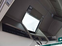 VOLVO FH 500 6x4 Penz Kabinenkran 15Z9 Leder Xenon Alu