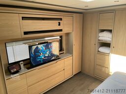 Mercedes-Benz STX 3 pop-out