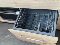 Mercedes-Benz STX 3 pop-out