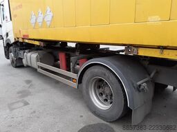 Renault T
