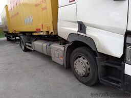Renault T