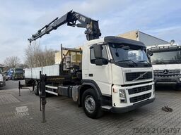 Volvo FM300 6X2*4 Maschinentransporter Kran Hiab 322