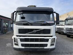 Volvo FM300 6X2*4 Maschinentransporter Kran Hiab 322