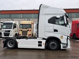 IVECO S-WAY 530 * RETARDER * 2 X TANK * ACC * WENIG KM