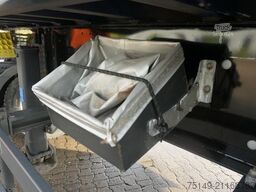 SCHMITZ CARGOBULL SKI 24 SL 9.6, Alu, 50m³, Kunststoffboden, Lift