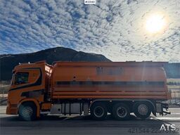 Scania R650 8x4 Bulk Truck with Bulk Trailer – Jilko Body
