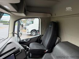 Volvo FM 500 8X4 TRIDEM HOOKLIFT + (25m!) CRANE HIAB ...