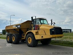 Caterpillar 740B