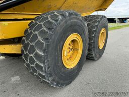 Caterpillar 740B