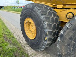 Caterpillar 740B