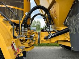 Caterpillar 740B
