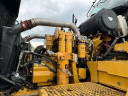 Caterpillar 740B