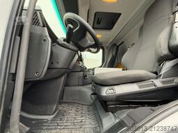 MERCEDES-BENZ Arocs 4146 8x4 PUMI SERMAC 4Z32