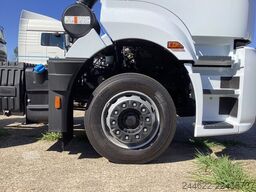 Ford Ford 4x2 Road 1833 Daycab