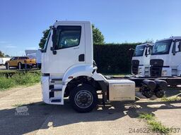 Ford Ford 4x2 Road 1833 Daycab