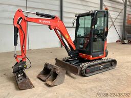Kubota U 27-4