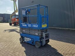 Genie GS1932 Electric, Working Height 7.8 m, 227kg Capac