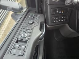 Scania S590 V8 4x2 / RETARDER / FULL AIR / 219DKM