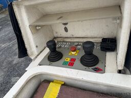 MAN TGL 12.180 Schalt Euro 5 Versalift 15m